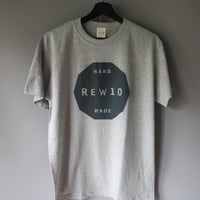 REW10 decagon  logo  T-shirt  (6.2oz)