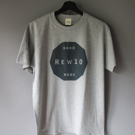 REW10 decagon  logo  T-shirt  (6.2oz)