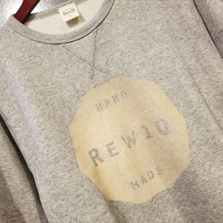 REW10 Decagon logo sweat