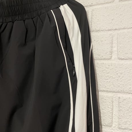 Mismatch NYC/White Line pants