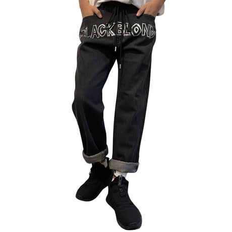 BLACK BLOND/BORDER GRAFFITI SMILE LOGO DENIM (BLACK)