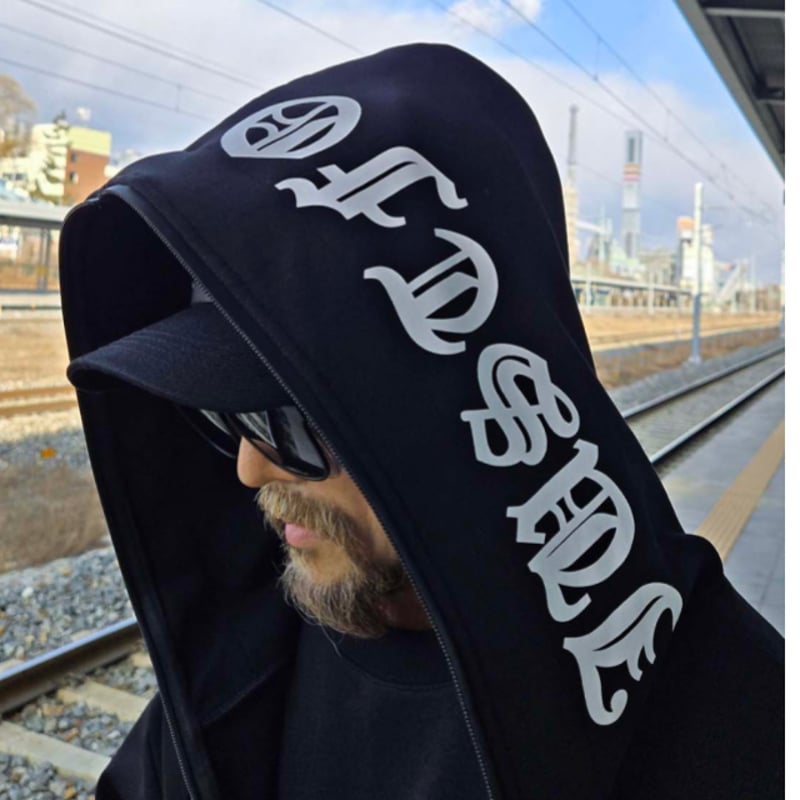 Y2K bondage paint hoodie ボンテージフーディー 宗教柄 By The