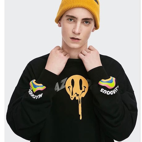 WOSS.official/Smile art Crewneck