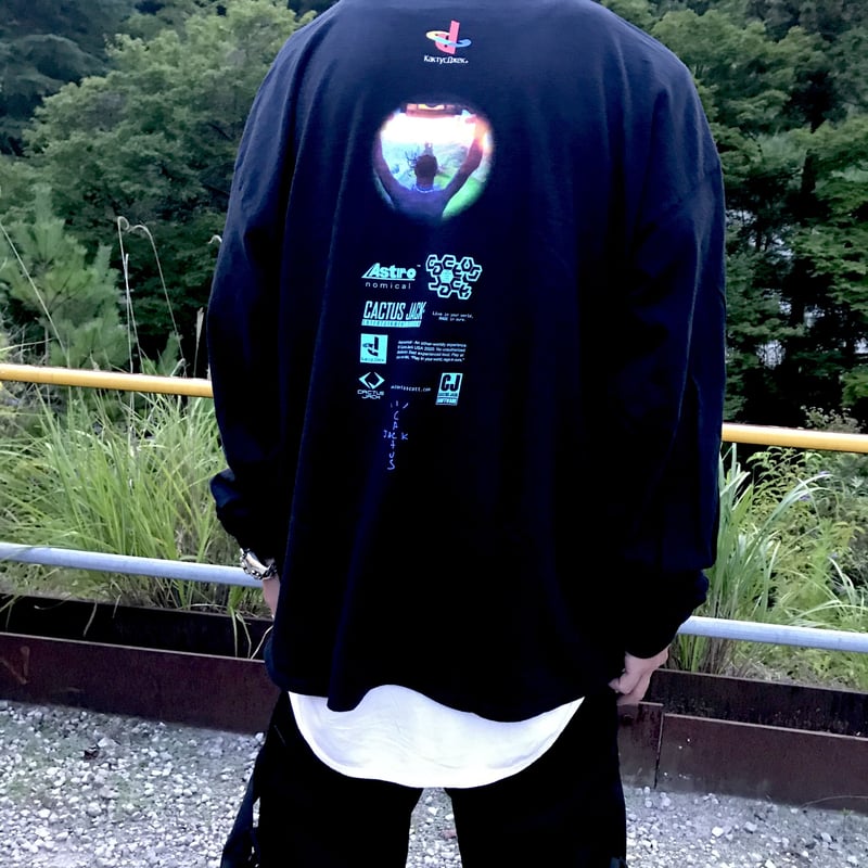 Travis Scott /Cactus Jack Travis Scott /Cactus Jack