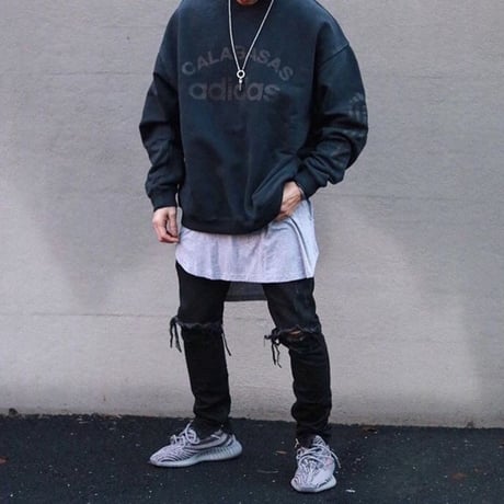 Crysp Denim/Black Dameged denim