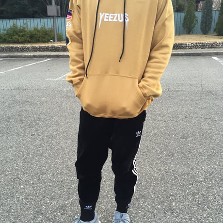 Nineteenth letter/Yeezus Campaign フーディー ベージュ