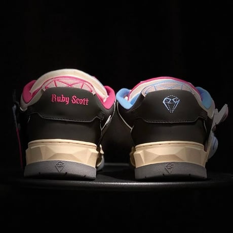 Ruby Scott /Diamond Sneaker