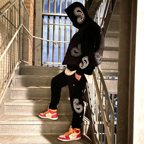 EPTM/PAISLEY PUFFER VEST（REVERSIBLE）”BLACK"