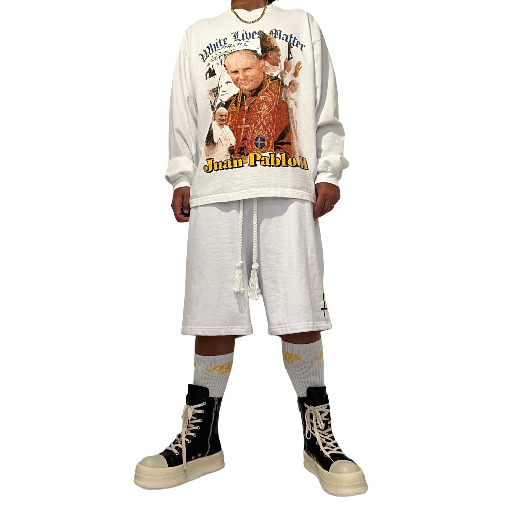 Yeezy White lives matter ロンT Yeezy White lives matter ロンT YEEZY / WHite Lives Matter