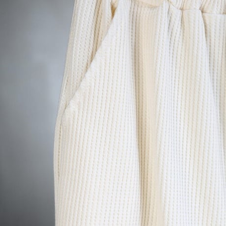 By The R/ Thermal college Set UP (Tops&Shorts) "CREAM"