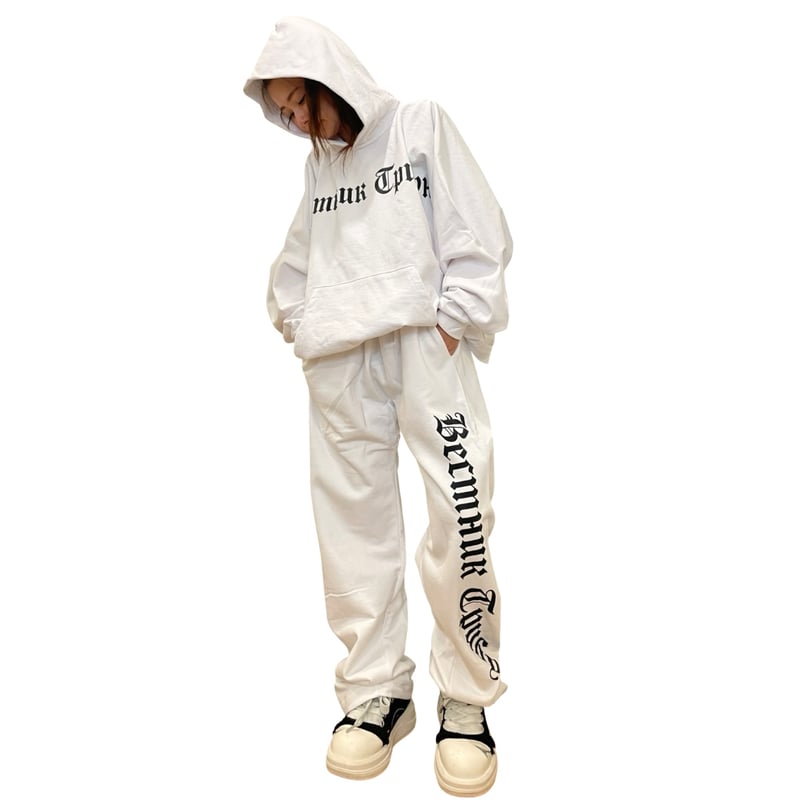 Yeezy Gosha Rubchinskiyナイロンセットアップ yzy YZY Unveils New Collection by Gosha Rubchinskiy | Hypebeast