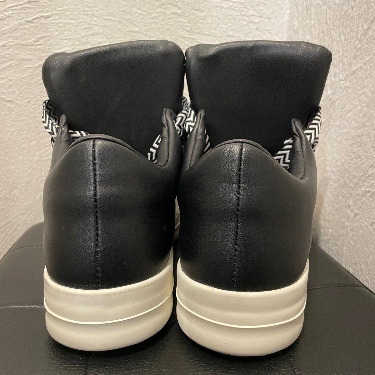 Mismatch NYC/Puffer Platform Shoes | BINGOSTAR