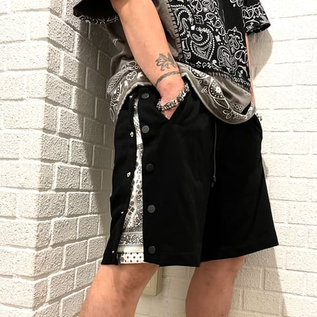 WOSS.official/BANDANA button Shorts