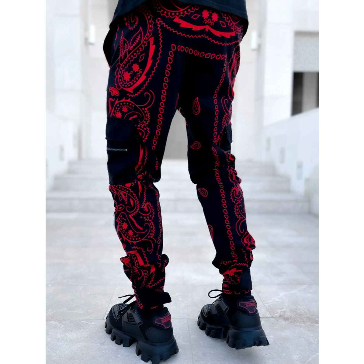 GUAPI/ Paisley cargo pants V2 ”BLACK × RED” | B
