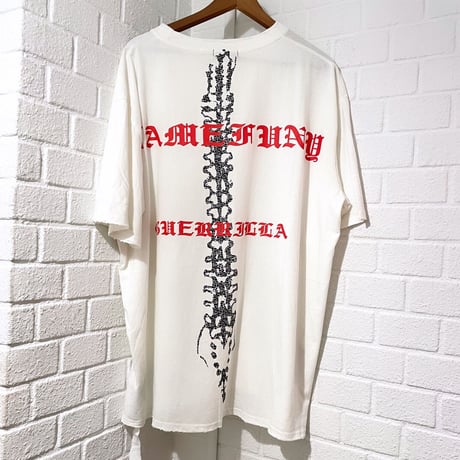 WOSS.official/Damege Tee White