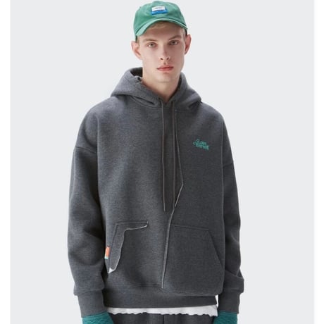 WOSS.official/Heart Hoodie