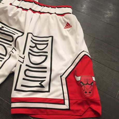 Iridium Clothing/Bulls custom shorts ホワイト