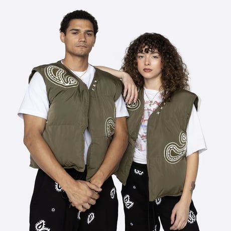 EPTM/PAISLEY PUFFER VEST（REVERSIBLE）”OLIVE"