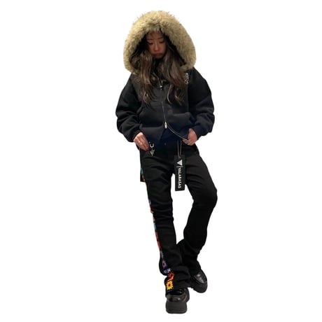 VALABASAS / GROOVY Stack Denim