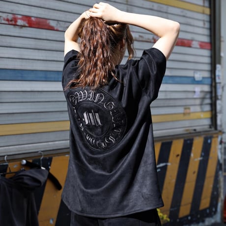 By The R/Letters Suede Tshirts  (BLACK/BROWN)