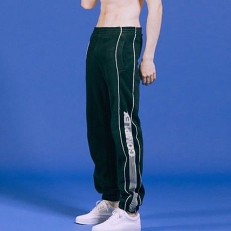 White Complex/Training pants