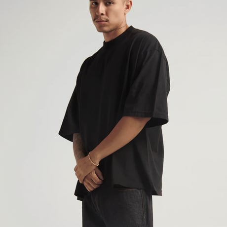 Shaka Wear/ HeavyWeight Boxy Tee "BLACK"