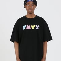 FNTY/ APPLIQUE LOGO Tshirts "BLACK"
