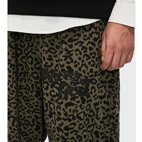 WOSS.official/leopard sweat pants