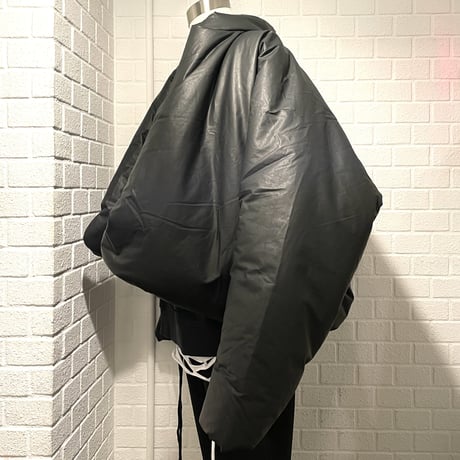 YEEZY × GAP× BALENCIAGA / NYLON Puffer Jacket