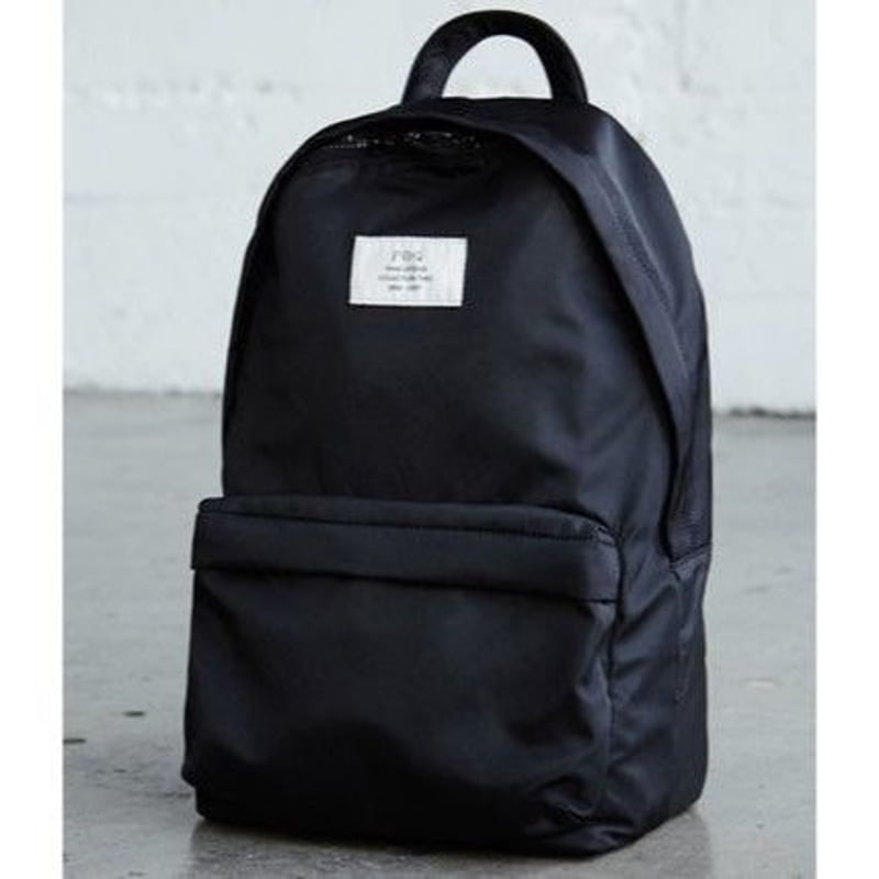 k*様 FEAR OF GOD バックパック 黒 美品 Amazon.co.jp: [フィアオブゴッド] FEAR OF GOD 正規品 バック
