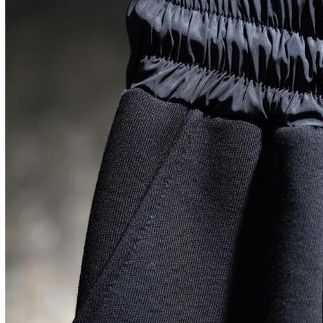 By The R/ Cotton logo Skirt