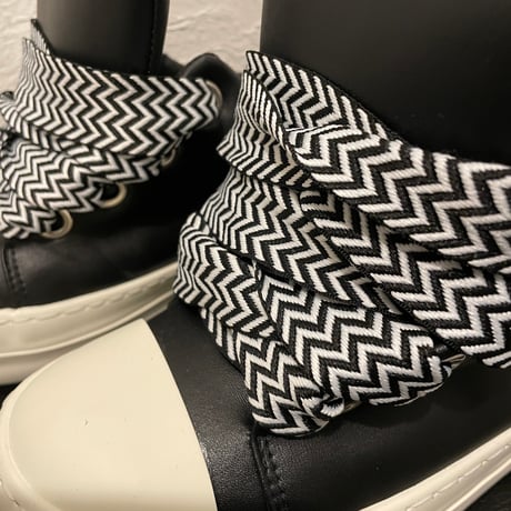 Mismatch NYC/Puffer Platform Shoes