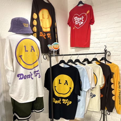 FREE&EASY/Be Happy Smile Tee BLACK