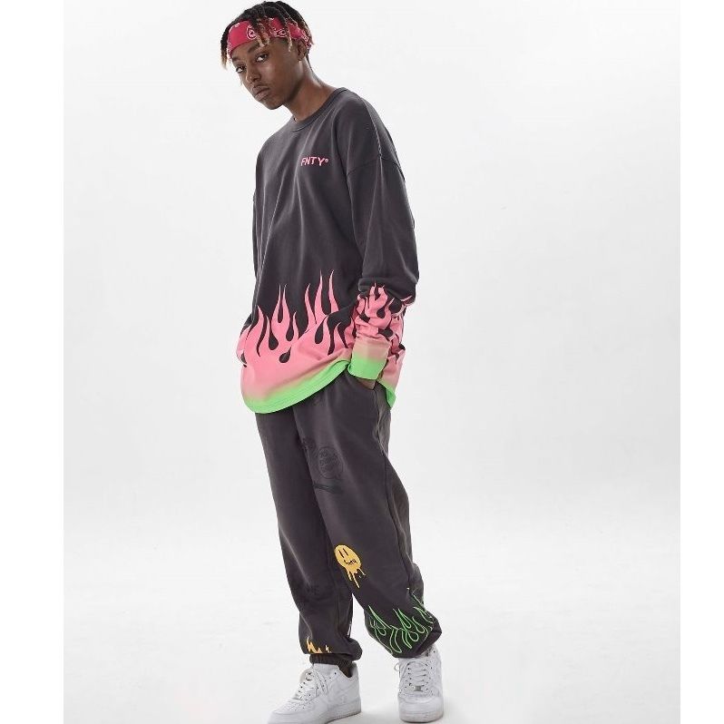 FNTY/Flying FLAME Crewneck FADED BLACK | BINGOS
