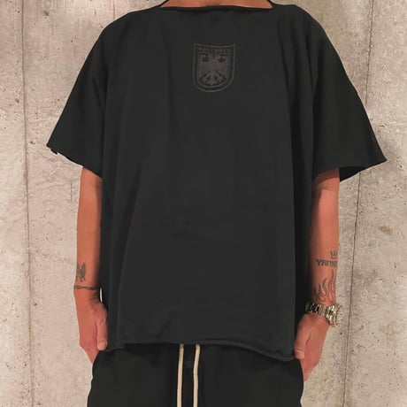 YEEZY / VALTURES LOGO Tee "BLACK"