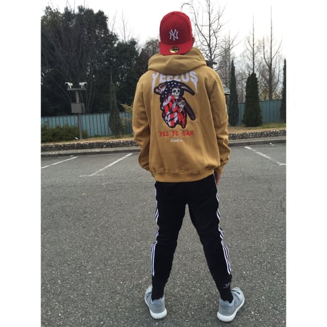 Nineteenth letter/Yeezus Campaign フーディー ベージュ