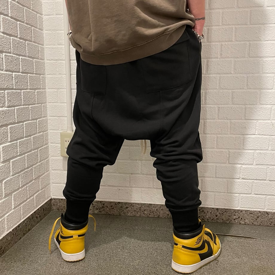 6644686b49abed1501817b8b