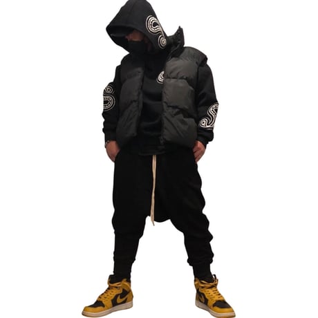 COLLUSION Studios / Puffer Vest BLACK