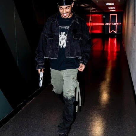 MNML/Cropped Denim Jacket "WASH BLACK"