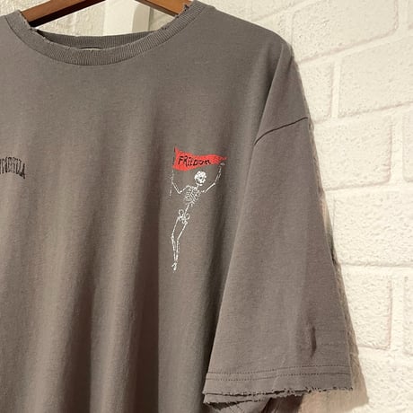 WOSS.official/Damege Tee Grey