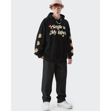WOSS.official/Smile Hoodie