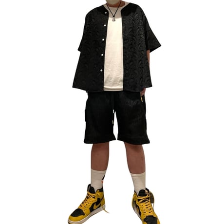 Mismatch NYC/Paisley Shorts  BLACK
