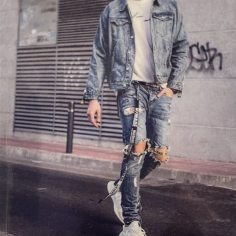 Crysp Denim/ZIP damage Denim