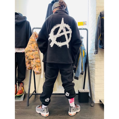 By The R/ Anarchy Fleece Set Up