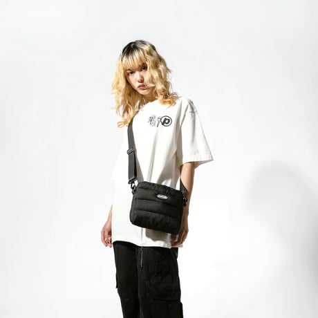 Petals and Peacocks/Puffer shoulder BAG
