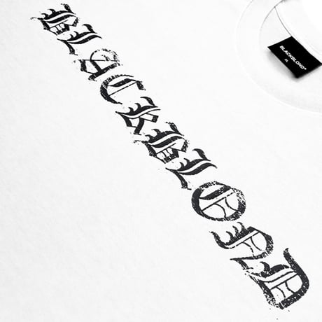 BLACK BLOND/Old English Logo Tee WHITE