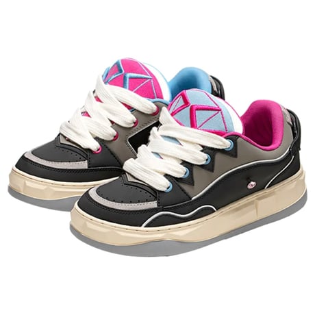 Ruby Scott /Diamond Sneaker