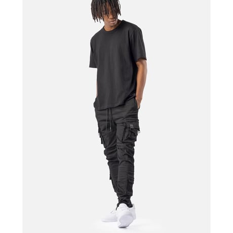 BLACK TAILOR/V2 CARGO