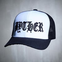 By The R/ Letter Mesh Cap "BLACK×WHITE"