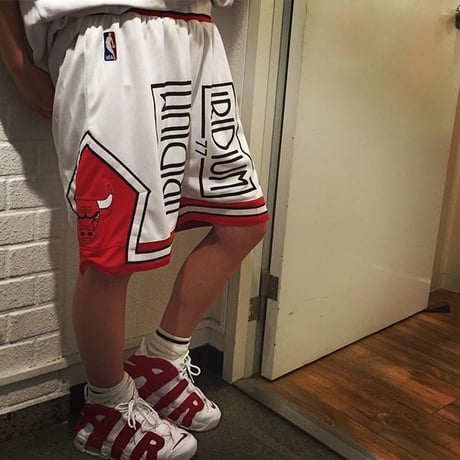 Iridium Clothing/Bulls custom shorts ホワイト
